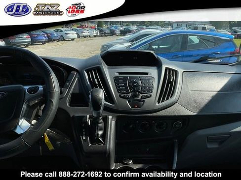 Used 2016 Ford Transit 150 XL image 18