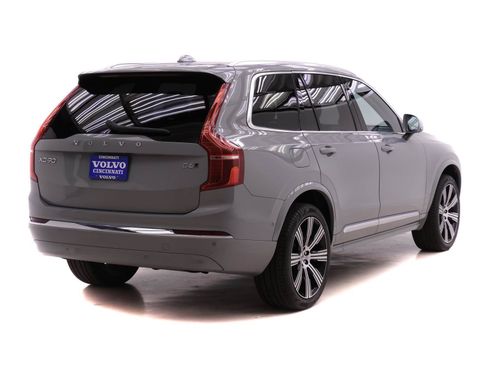 Certified 2025 Volvo XC90 B6 Ultra image 4