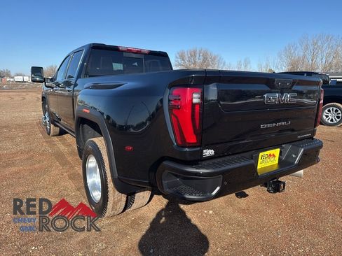 Used 2025 GMC Sierra 3500 Denali Ultimate AWD/4WD image 7