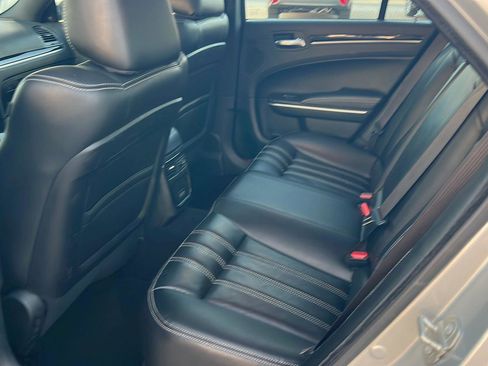 Used 2023 Chrysler 300 S RWD image 11
