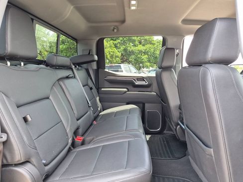 Used 2023 Chevrolet Silverado 1500 LTZ w/ Technology Package AWD/4WD image 25