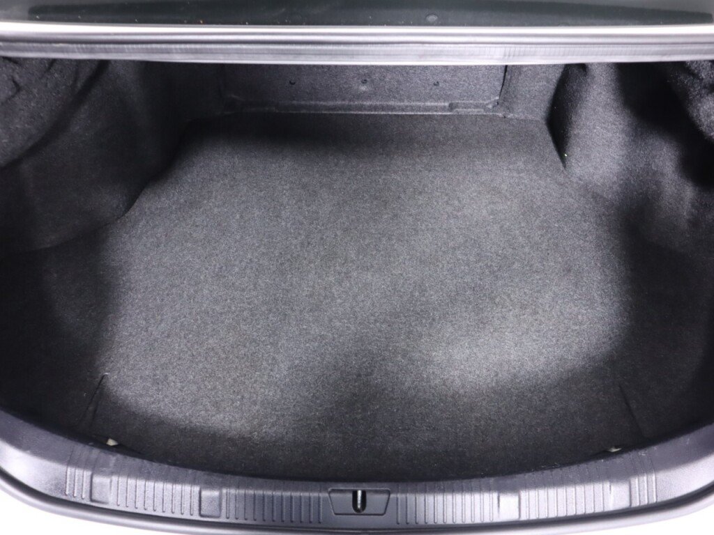 Used 2015 Toyota Avalon Limited FWD image 39