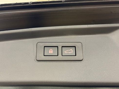 Used 2024 Subaru Outback Premium image 23