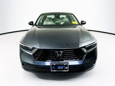 Used 2023 Honda Accord EX image 2