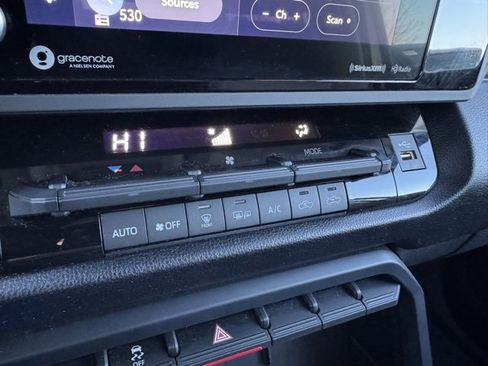 Used 2022 Toyota Tundra SR w/ SR Tow Package image 10