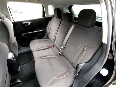 Used 2017 Jeep Compass Sport image 19