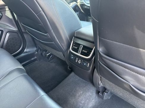 Used 2023 Subaru Outback Limited image 36
