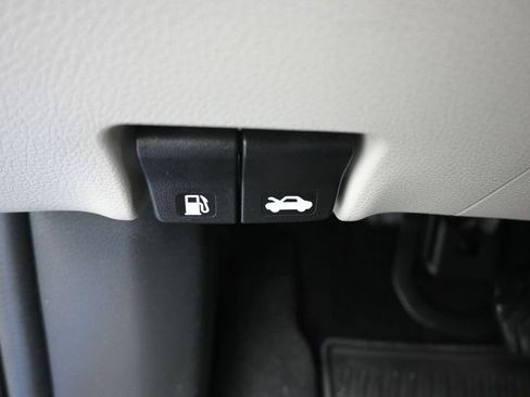 Used 2022 Nissan Rogue Sport SL AWD/4WD image 30