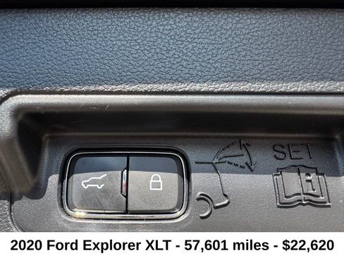 Used 2020 Ford Explorer XLT image 34