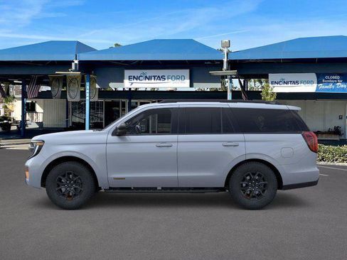 New 2026 Ford Expedition Tremor image 3