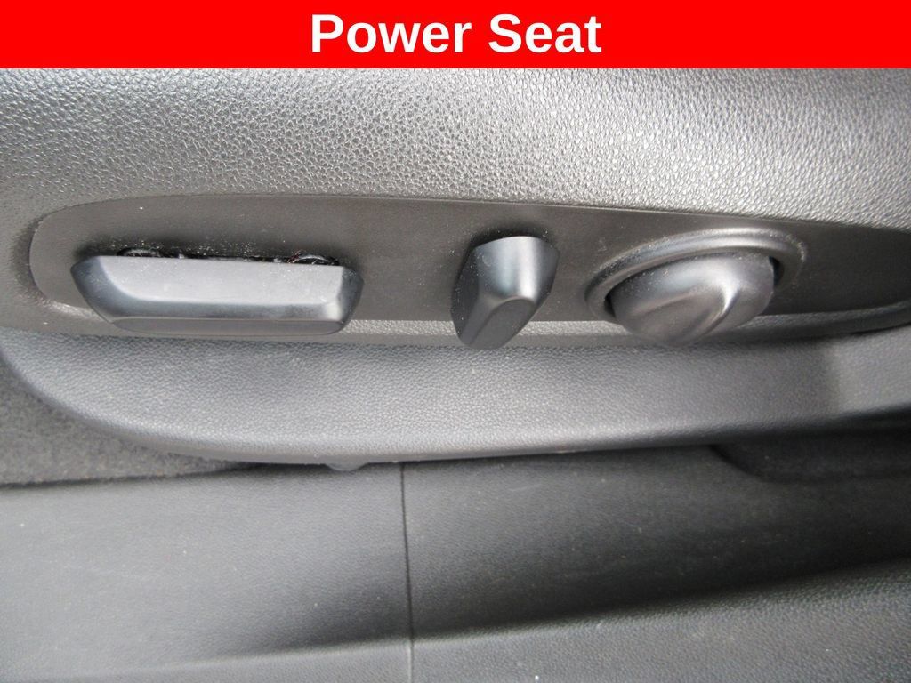 Certified 2019 Chevrolet Equinox Premier FWD image 23