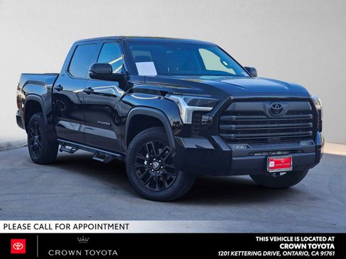 Used 2024 Toyota Tundra SR5 w/ SR5 Convenience Package AWD/4WD image 1