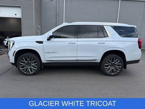 Used 2026 GMC Yukon Denali Ultimate AWD/4WD image 4