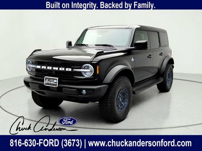 New 2026 Ford Bronco Outer Banks w/ Sasquatch Package
