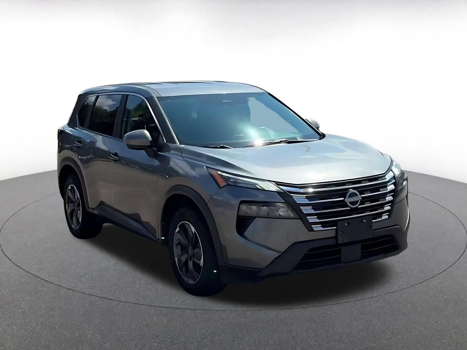 Used 2025 Nissan Rogue SV FWD image 3