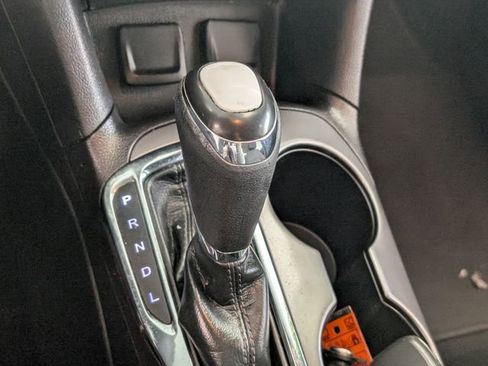 Certified 2017 Chevrolet Cruze LT w/ Convenience Package image 21