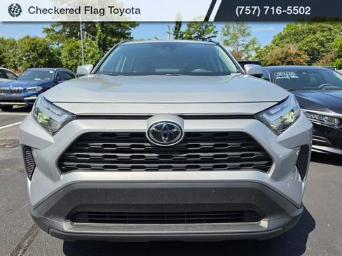 Used 2025 Toyota RAV4 XLE w/ Convenience Package FWD image 2
