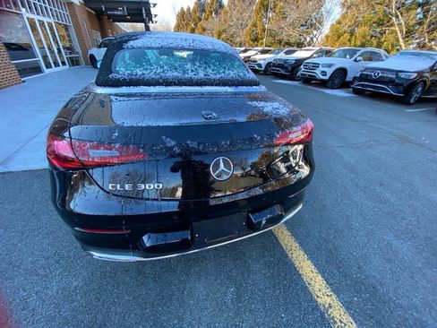 Used 2025 Mercedes-Benz CLE 300 4MATIC Cabriolet image 14