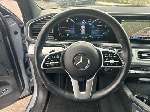 Used 2023 Mercedes-Benz GLE 450 4MATIC w/ AMG Line Exterior image 18