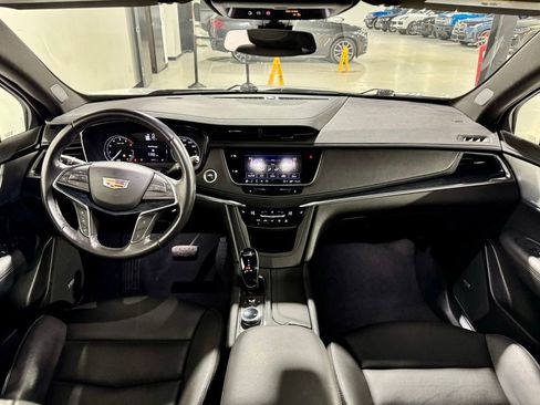 Used 2024 Cadillac XT5 Premium Luxury image 15