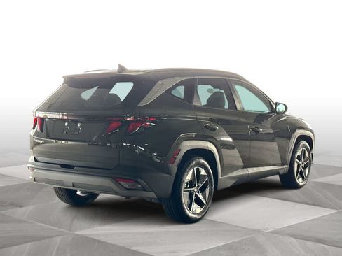 Used 2025 Hyundai Tucson SEL FWD image 8