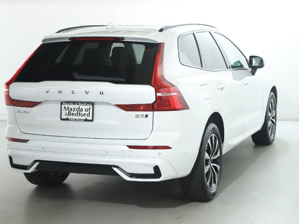Used 2024 Volvo XC60 B5 Plus AWD/4WD image 48