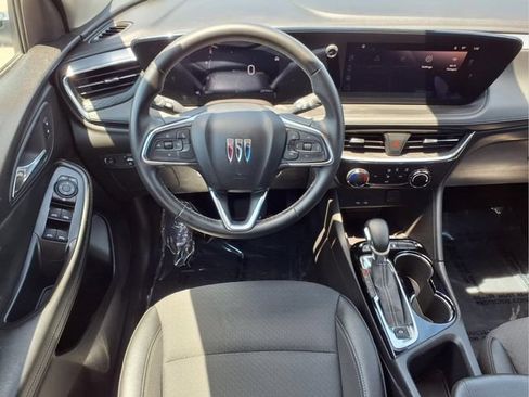 Used 2025 Buick Encore GX Preferred FWD image 2