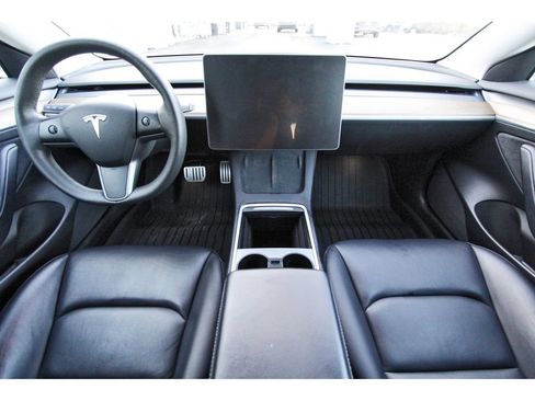 Used 2022 Tesla Model 3 Performance AWD/4WD image 9
