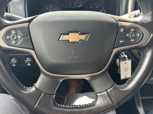 Used 2018 Chevrolet Colorado Z71 image 14