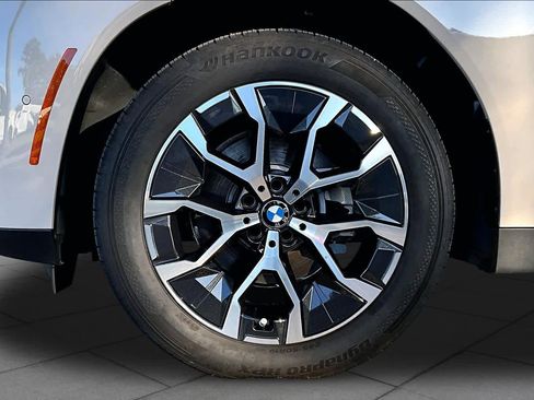 Certified 2025 BMW X3 xDrive30i w/ Premium Package AWD/4WD image 11