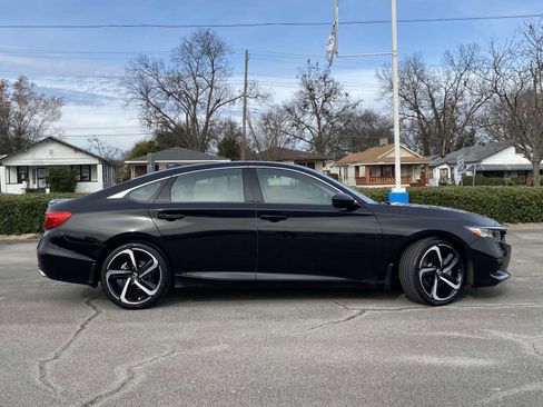 Used 2021 Honda Accord Sport Special Edition image 2
