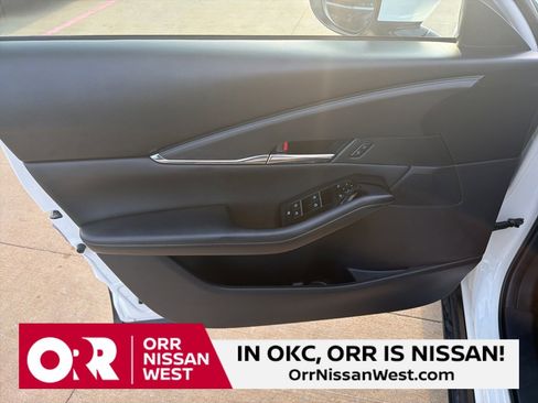 Used 2025 MAZDA CX-30 AWD 2.5 S w/ Preferred Package image 13