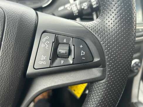 Used 2017 Chevrolet Trax LS image 17