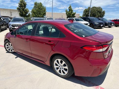 Used 2024 Toyota Corolla LE FWD image 3