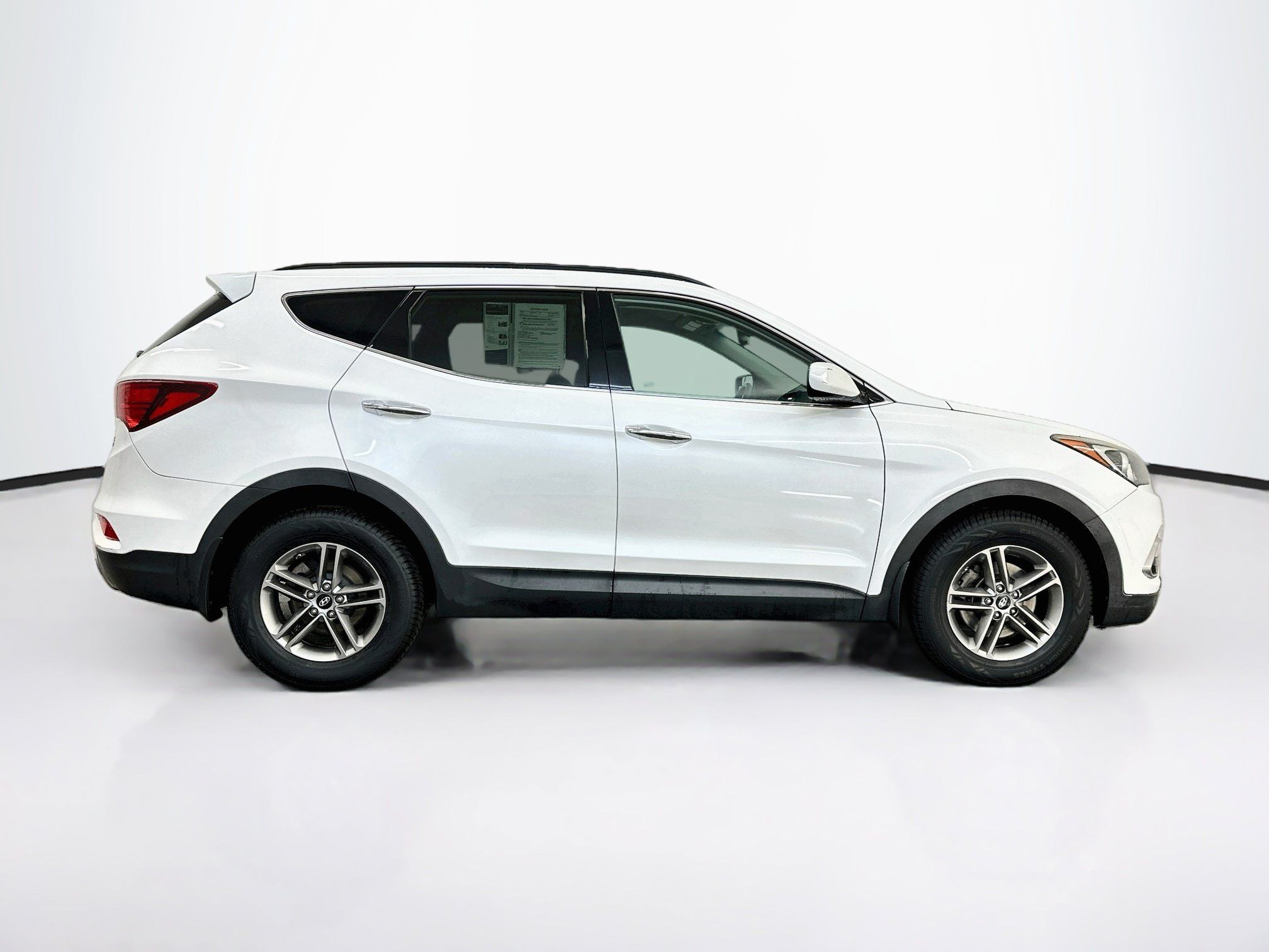 Used 2017 Hyundai Santa Fe Sport AWD/4WD image 10