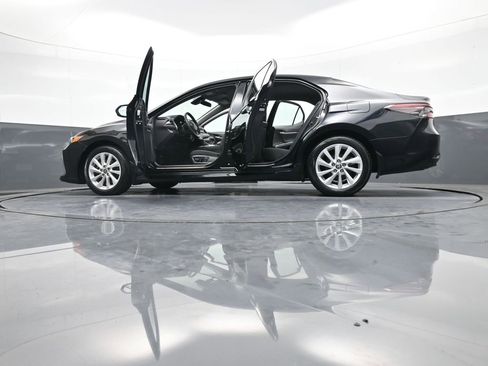 Certified 2023 Toyota Camry LE image 48