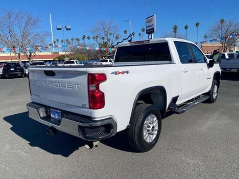 Used 2024 Chevrolet Silverado 2500 LT image 11