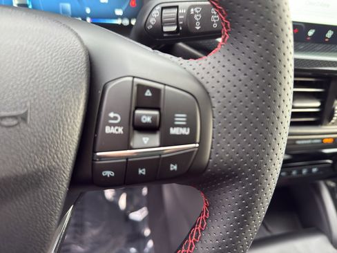 New 2026 Ford Escape ST-Line Select w/ Tech Pack #2 image 20