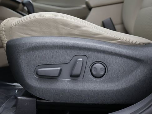 Used 2019 Hyundai Tucson Value FWD image 17