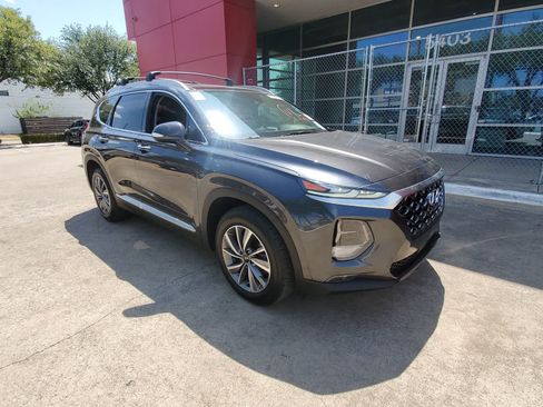 Used 2020 Hyundai Santa Fe SEL w/ Convenience + Premium Package AWD/4WD image 9