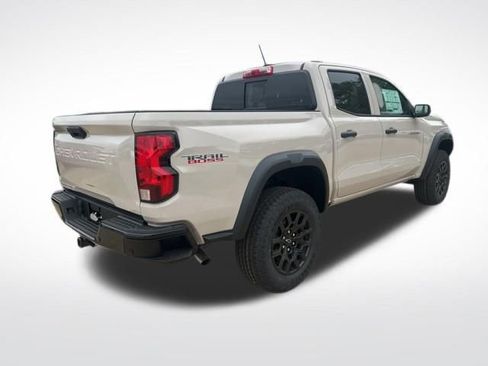 New 2026 Chevrolet Colorado Trail Boss AWD/4WD image 5