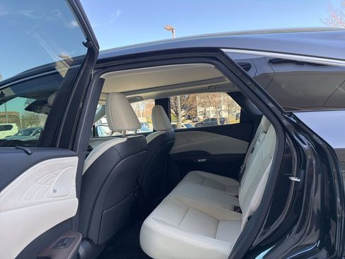 Certified 2025 Lexus RX 350 AWD w/ Convenience Package image 43