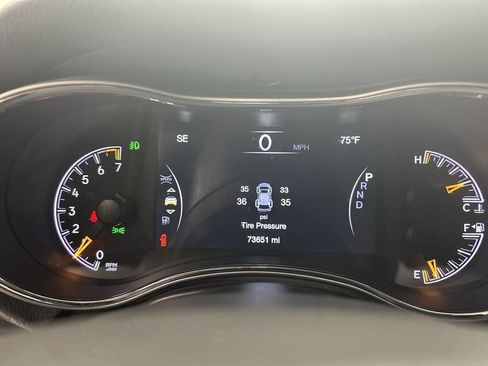 Used 2020 Jeep Grand Cherokee Laredo AWD/4WD image 13