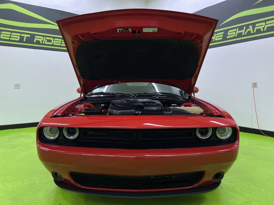 Used 2022 Dodge Challenger SXT w/ Blacktop Package RWD image 4