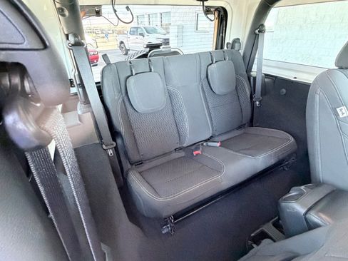 Used 2021 Jeep Wrangler Sport image 19