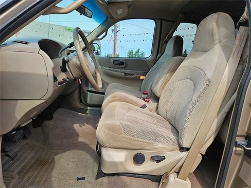 Used 2001 Ford F150 XLT image 12
