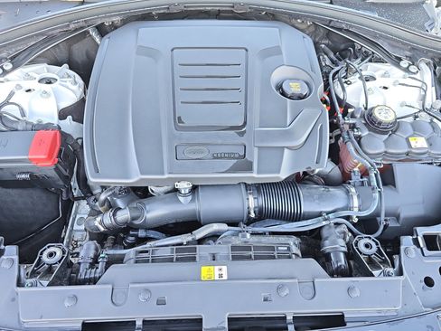 Used 2022 Land Rover Range Rover Velar R-Dynamic S image 29
