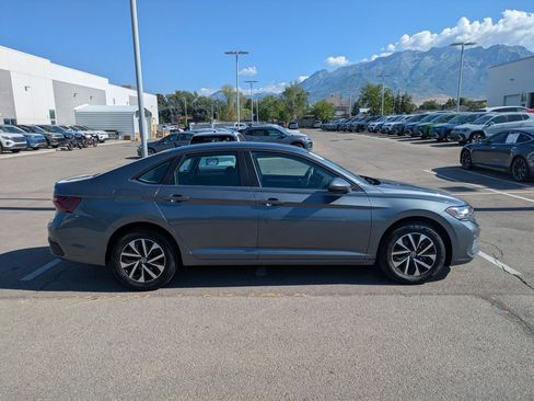 Used 2024 Volkswagen Jetta S FWD image 2
