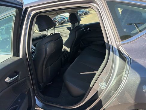 Used 2023 Acura TLX image 9