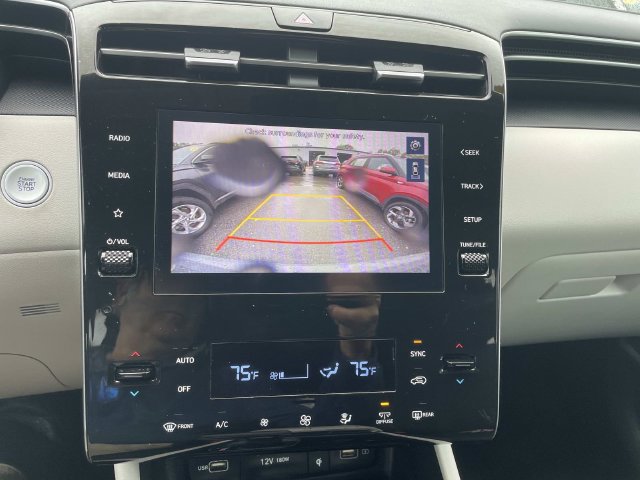 Used 2024 Hyundai Tucson SEL FWD image 25